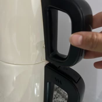 Karaca Demlik Kulp Sorunu