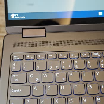 Lenovo Yoga Serisi Bilgisayarımın Menteşe Sorunu Ve Garanti Mağduriyeti