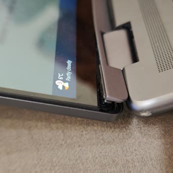 Lenovo Yoga Serisi Bilgisayarımın Menteşe Sorunu Ve Garanti Mağduriyeti