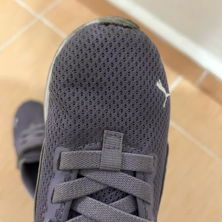 Puma Ayakkabının Ön Kısmının Açılması Ve İade Talebi