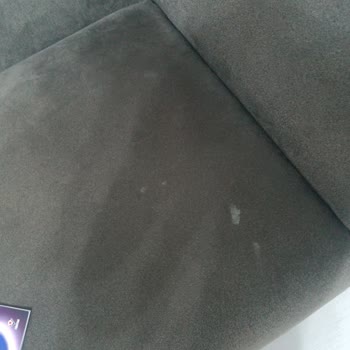 Koltuk Takımında Kalıcı Lekeler Ve Renk Solması
