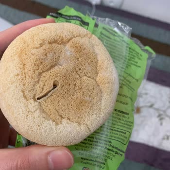 Glutensiz Ekmekte Ölü Solucan Şoku