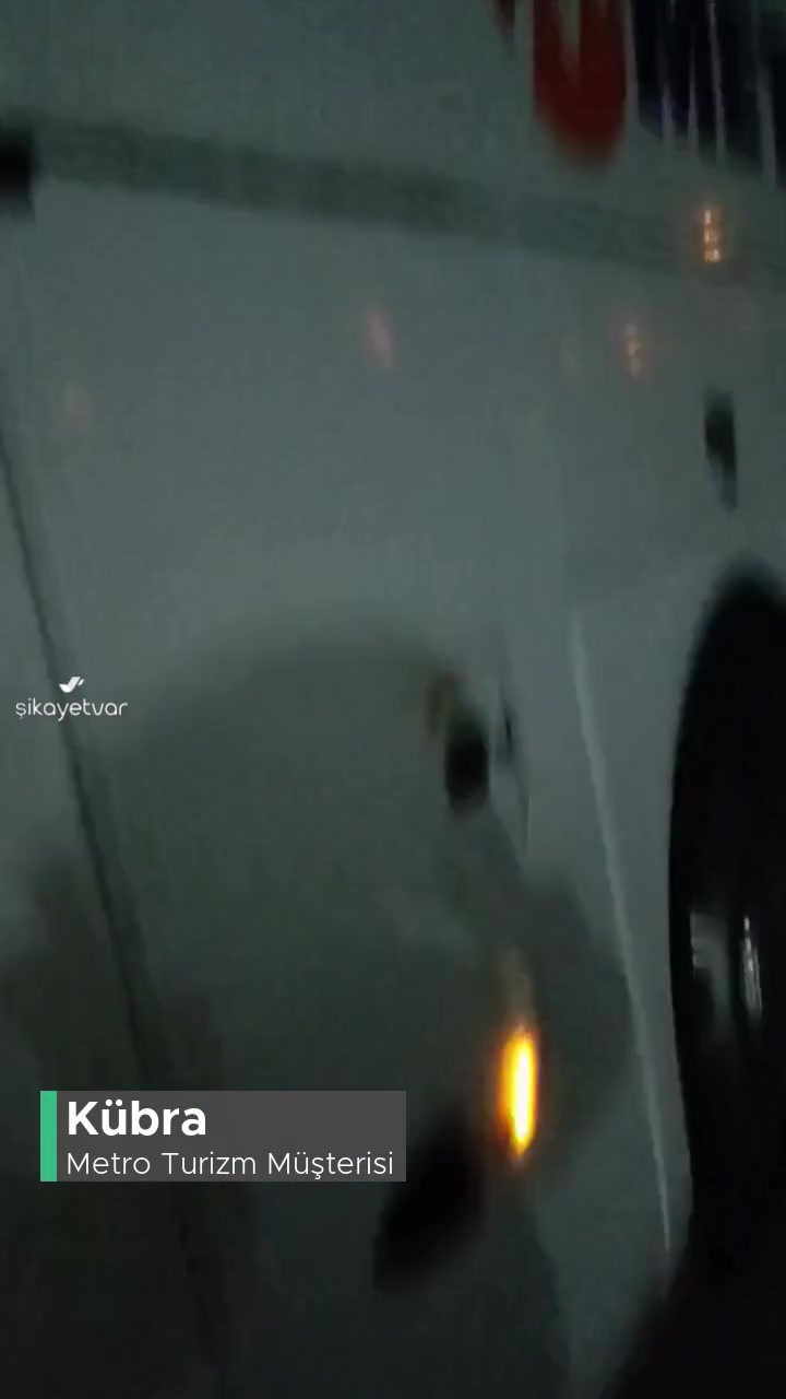 Metro Turizm'in Aracı Bozuk, Muavini Yok, Klima Çalışmıyordu! videonun kapak resmi