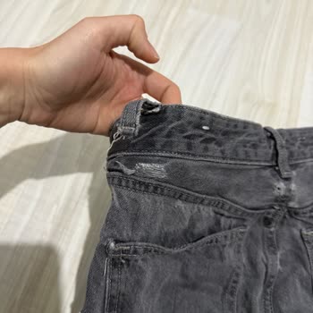 Zara Jean Kalitesizliği: Kumaş Eriyor!