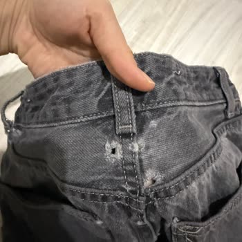 Zara Jean Kalitesizliği: Kumaş Eriyor!