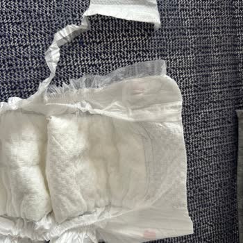 Goon Bebek Bezi: Yan Bant Kopması Ve Beden Uyumsuzluğu Sorunu