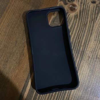 Kalitesiz Kılıf Ve Yanıltıcı Fotoğraflar