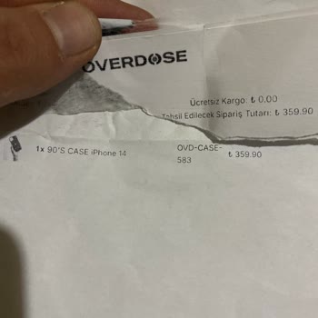 Kalitesiz Kılıf Ve Yanıltıcı Fotoğraflar