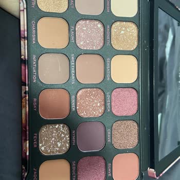 Görsel Yanıltması: Beklentilerin Altında Kalan Palet