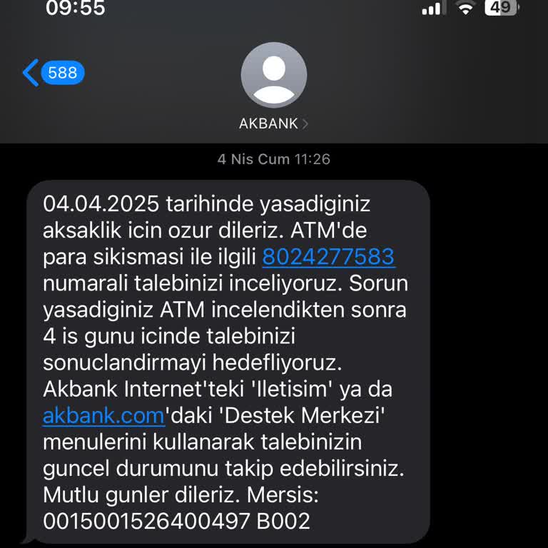 Akbank ATM'de Sıkışan Para Ve Yavaş Hizmet
