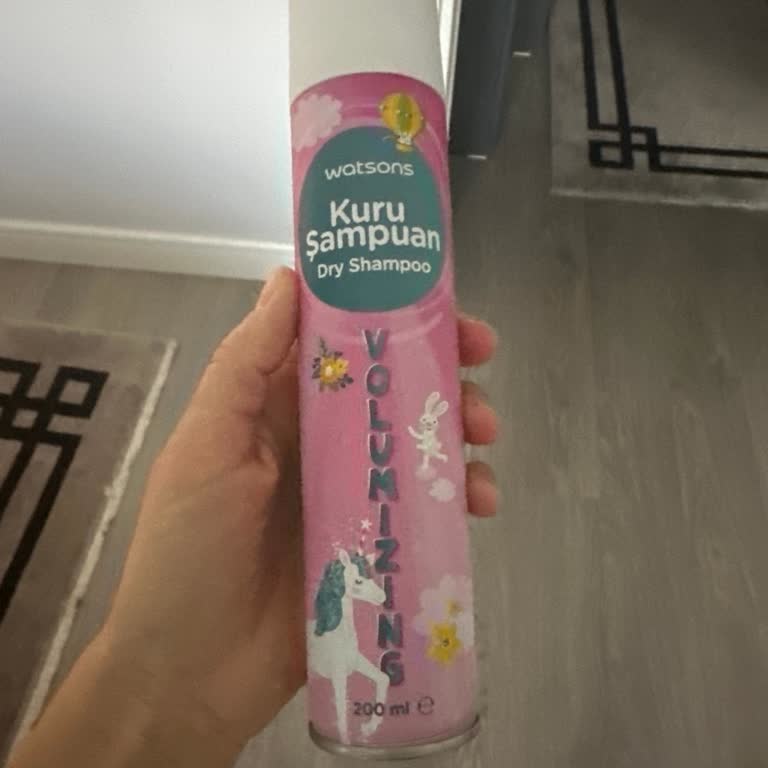 Watsons'tan Alınan Kuru Şampuanın Hızla Tükenmesi