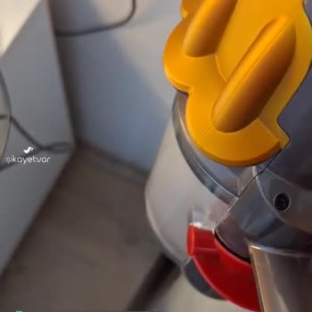 Dyson Garantili V12 Kırık Parçam Değişmedi, Para İstiyorlar