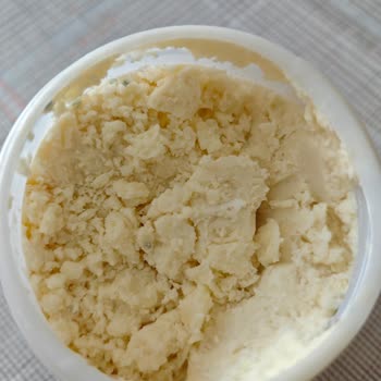 Getir'den Gelen Küflü Ve Plastik Parçalı Peynir Şoku