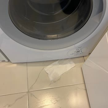 Bosch Çamaşır Makinesi: Sürekli Su Sızıntısı Ve Yetersiz Servis Çözümü