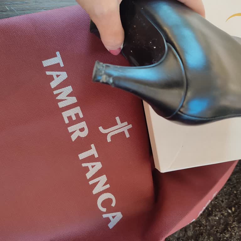 Soyulan Stiletto Ve Yırtılan Bot: Tamer Tanca'nın Sorumsuzluğu