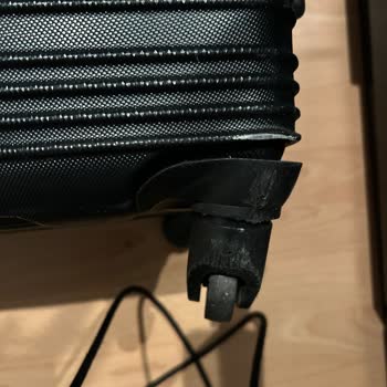 Qatar Airways beschädigter Koffer, Flug QR 69 (Doha-Frankfurt) 09.04.2025