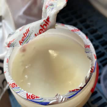 Bozuk Yoğurt Satışı Ve Fiş Vermeme Sorunu