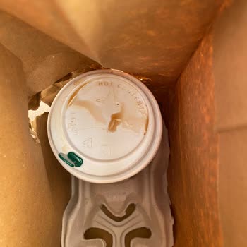 Starbucks'ta Paketleme Fiyaskosu: Kalitesiz Ürün Ve Hizmet