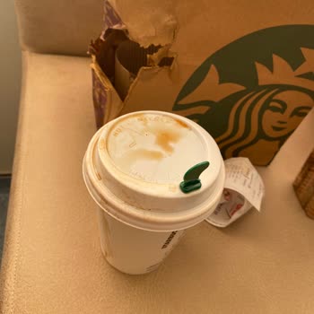 Starbucks'ta Paketleme Fiyaskosu: Kalitesiz Ürün Ve Hizmet