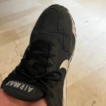 Nike Air Mac Solo nach 4 Monaten Mittelteile lösen sich, Rückgabe abgelehnt
