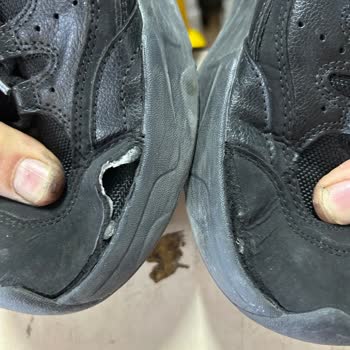 Skechers Schuhe Qualitätsproblem nach weniger als einem Jahr