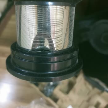 Hasarlı Süpürge Ve Onvo'nun Ücretli Parça Talebi