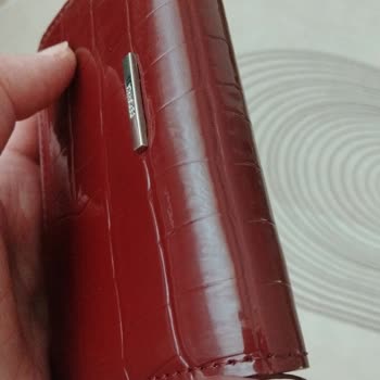 Trendyol'dan Aldığım Cüzdanın Kenarları Açıldı