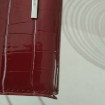 Trendyol'dan Aldığım Cüzdanın Kenarları Açıldı