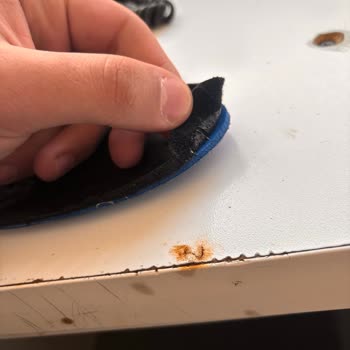 Ayakkabı Kalitesi Ve Rahatsız Edici Ses Sorunu