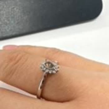 Atasay'dan Alınan Yüzükte Sürekli Taş Düşme Sorunu Ve İade Talebi