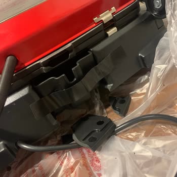 Kırık Tost Makinesi Ve Yetersiz Müşteri Hizmetleri