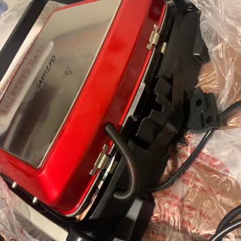 Kırık Tost Makinesi Ve Yetersiz Müşteri Hizmetleri