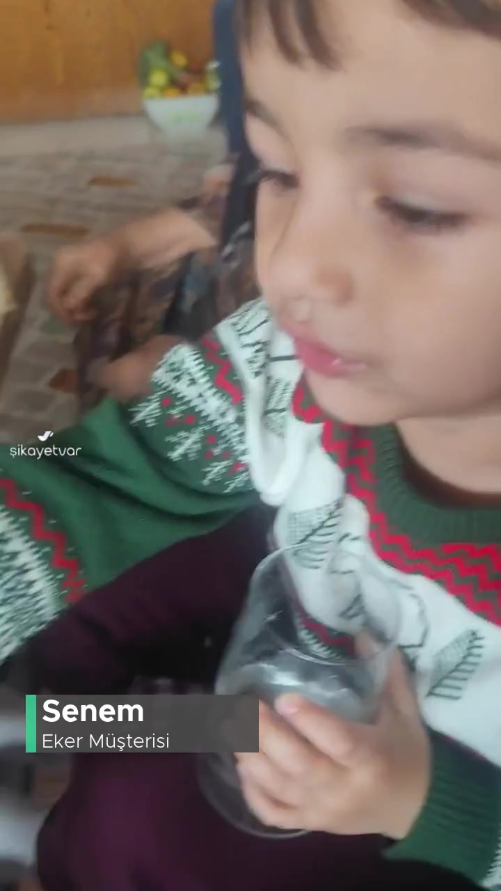Eker Ayran Bozuk Kokuyor! videonun kapak resmi