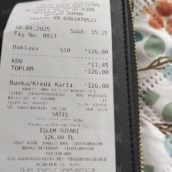 Bozuk Tatlı Ve Yetersiz Malzeme Sorunu