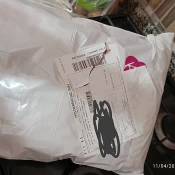 Yırtık Paket Ve Yetersiz Müşteri Hizmetleri