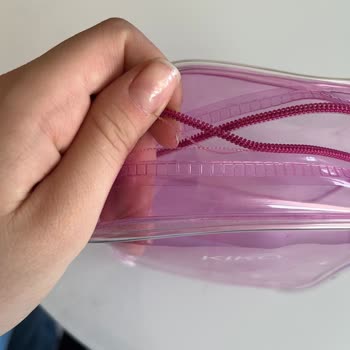 Kiko Milano Makyaj Çantası: Fermuar Sorunu İle Gelen Hayal Kırıklığı