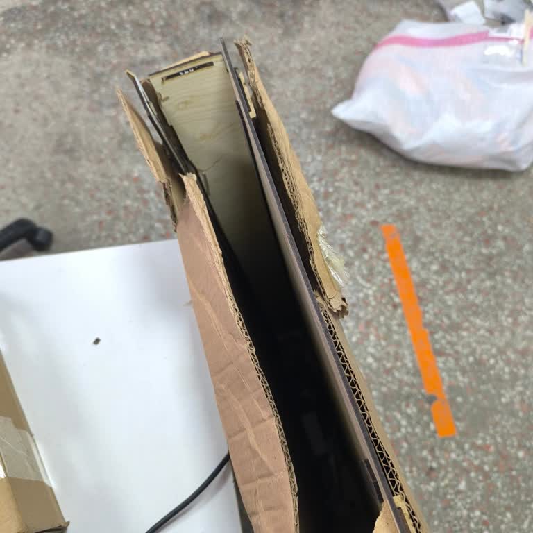 Kırık Tesbih Panosu Ve Kötü Paketleme Sorunu