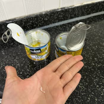 Mısır Konservesinde Cam Parçası Tehlikesi