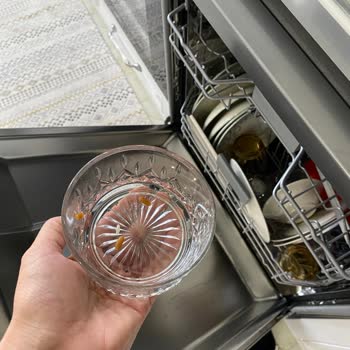 Bulaşık Makinesi Kabusu: Sürekli Lekeli Çıkıyor