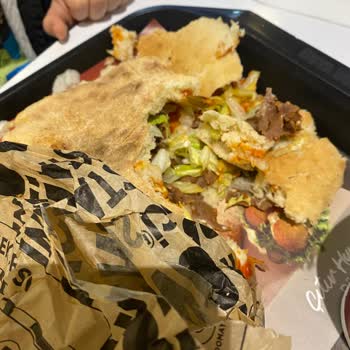 Bayat Ekmek Ve Soğuk Döner Şoku