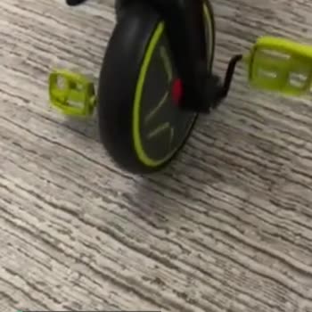 Globber Pedal Bozuk Dönmüyor