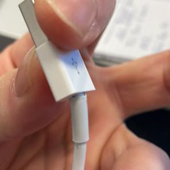 Aldığım İphone Şarj Kablosu 11 Günde Bozuldu