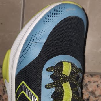 Hızla Aşınan Ayakkabılar: Değişim Veya İade Talebi