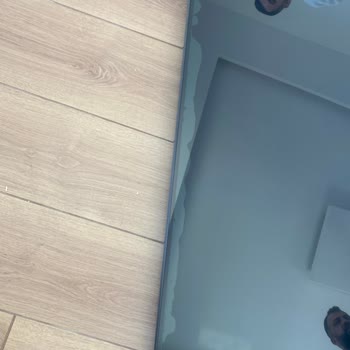 Kırık TV Ve İlgisiz Müşteri Hizmeti!