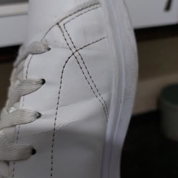 Reebok Ayakkabıda Kalitesizlik Ve Müşteri Hizmetleri Sorunu