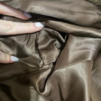 Koton'dan Alınan Kürkün Kalitesizliği Ve Yanlış Beden Sorunu