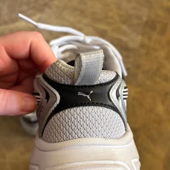 Defolu Ayakkabı Ve Yetersiz Değişim Politikası