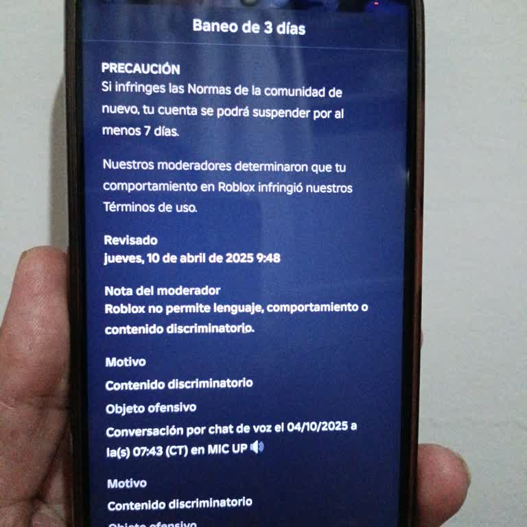 Cuenta de Roblox suspendida sin razón, solicito revisión