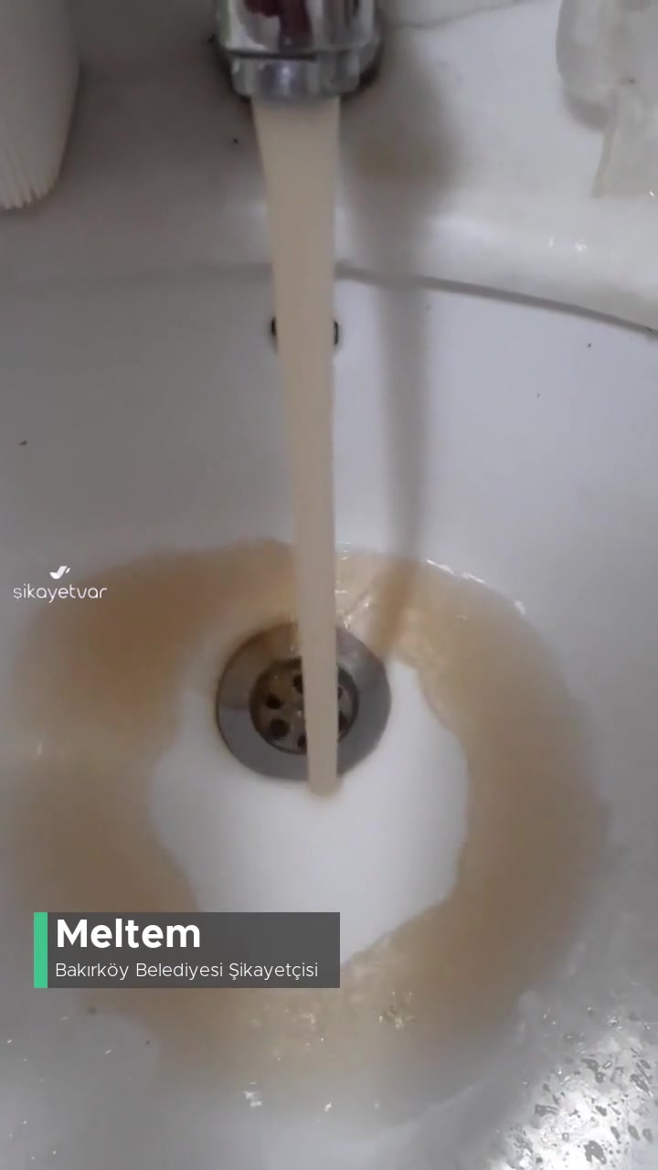 Bakırköy'de Musluklardan Çamur Akıyor! videonun kapak resmi