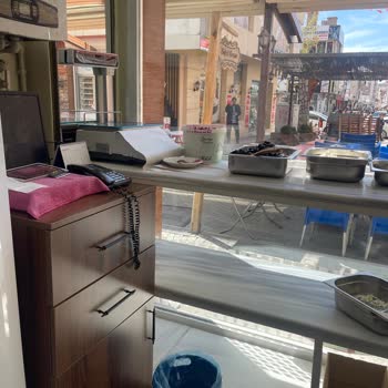 Sütçü Fevzi Bayat Ürünler Ve Soğuk Servis Deneyimi